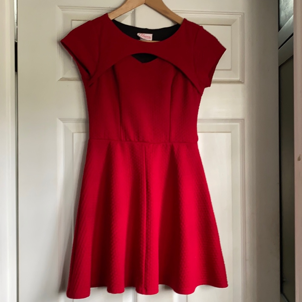 Little lady in red 🥰 dress